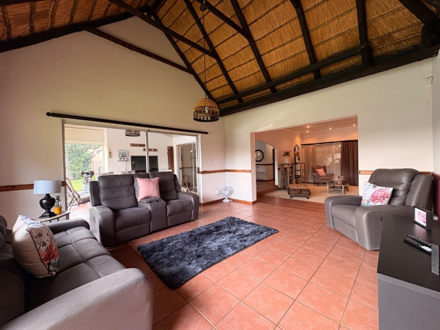 3 Bedroom Property for Sale in La Hoff North West